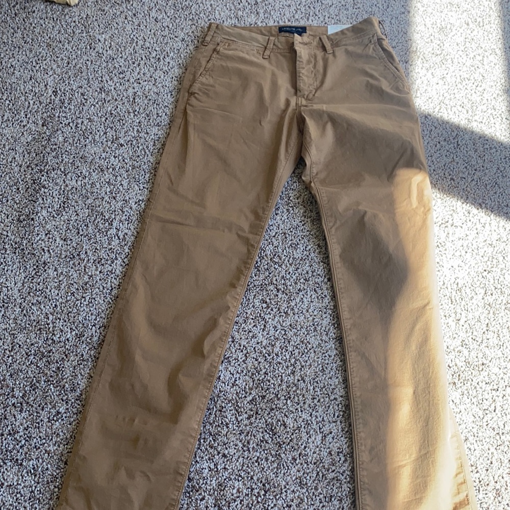 Men’s brand new never worn american eagle pants